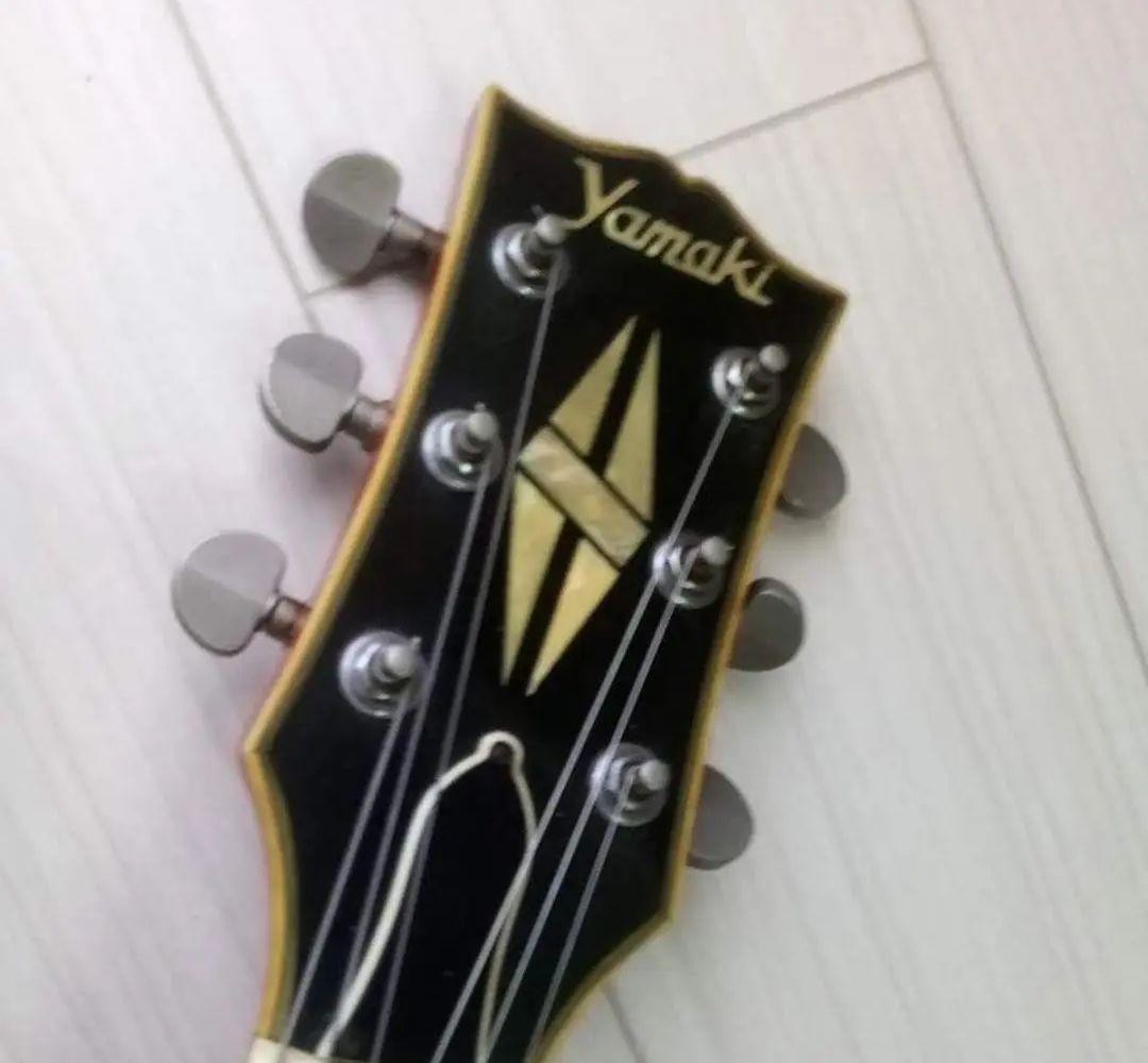 Good condition Yamaki YL-800 electric guitar