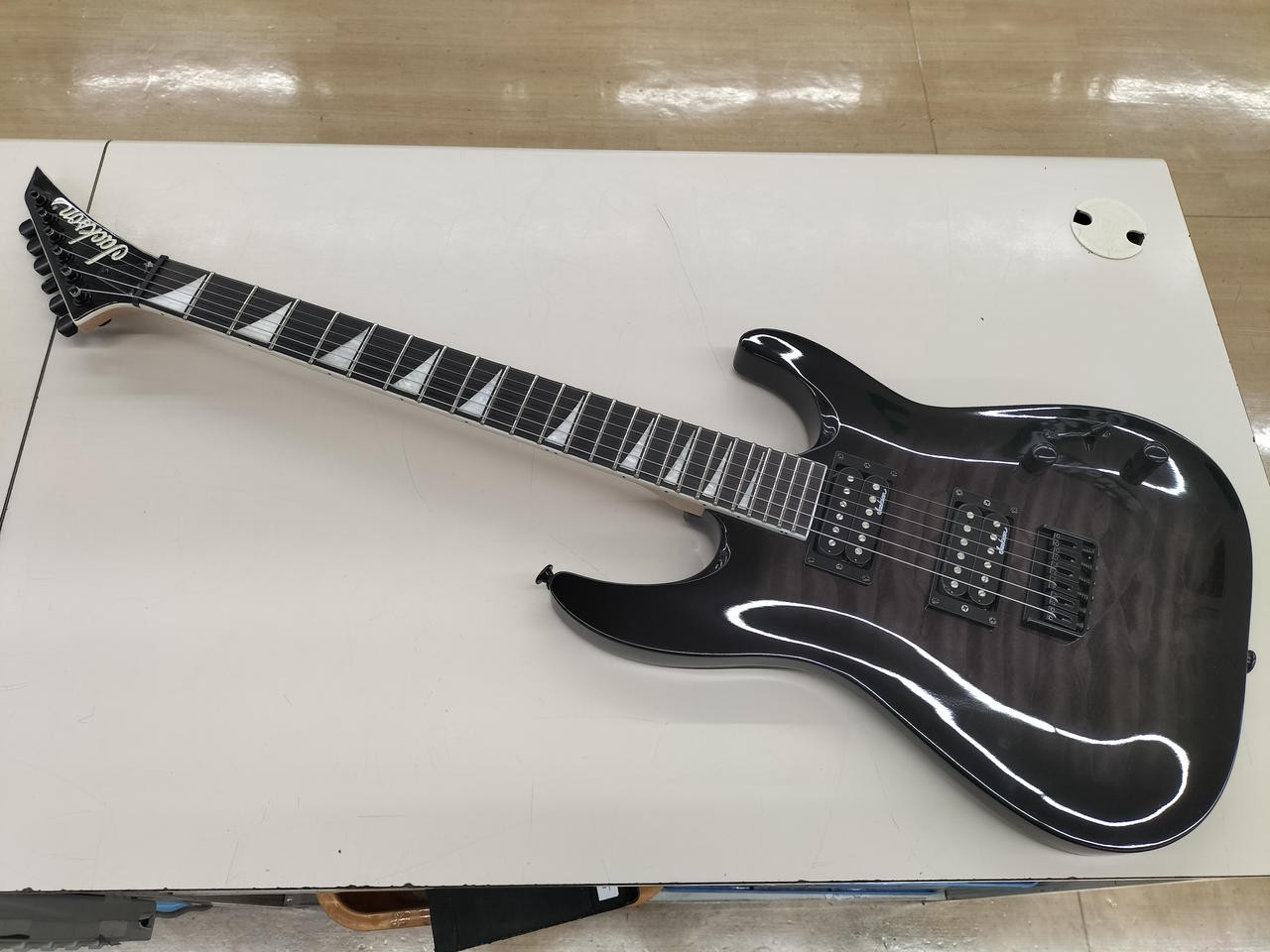 JACKSON JS Series Dinky Arch Top JS32Q Electric Guitar