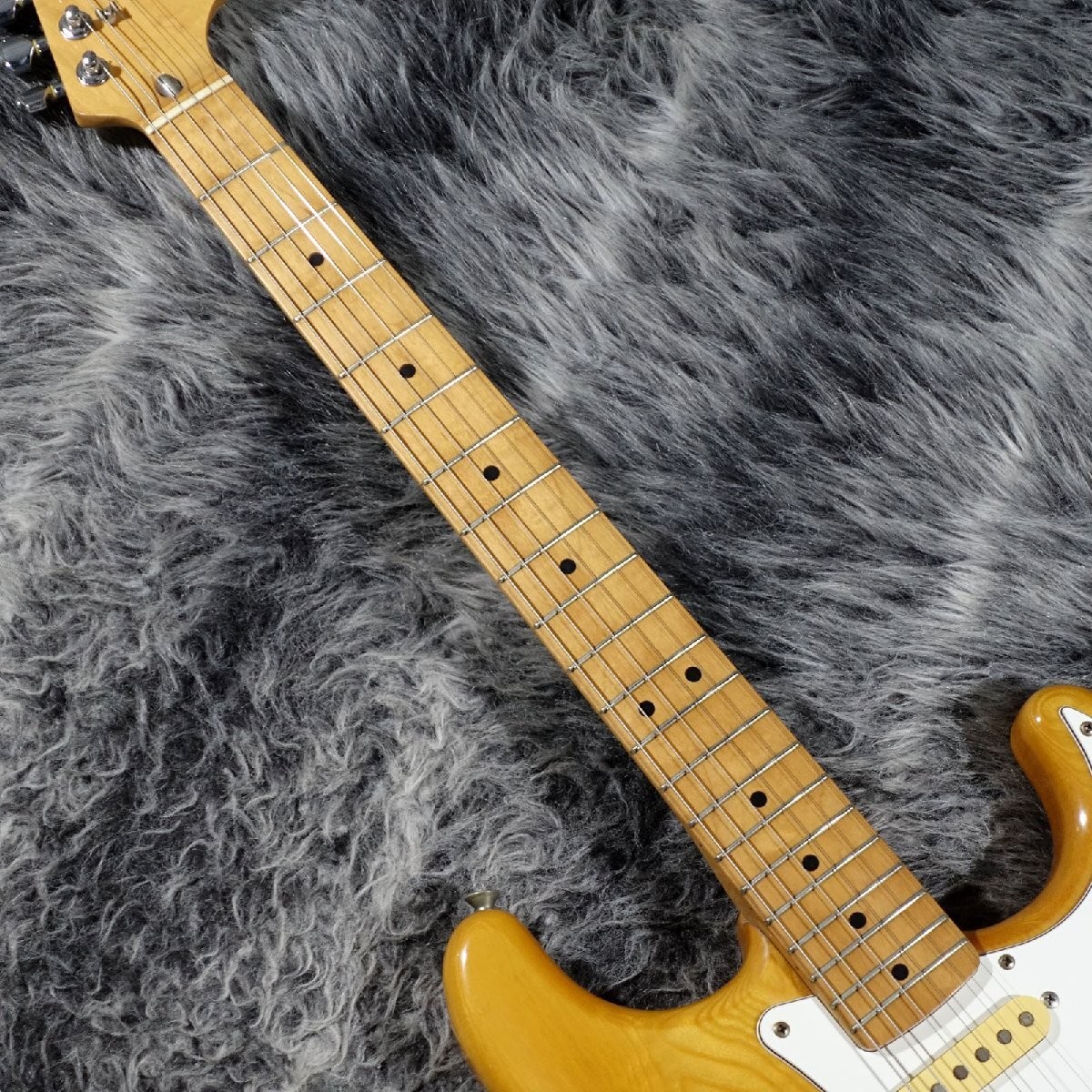 Fender Japan ST72 55 CST-50M 424126