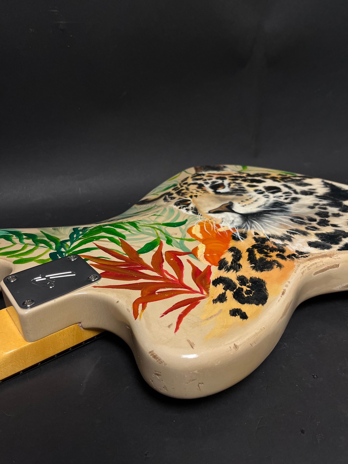 New Guardian Hand Painted Fender “Jaguar” w/HSC
