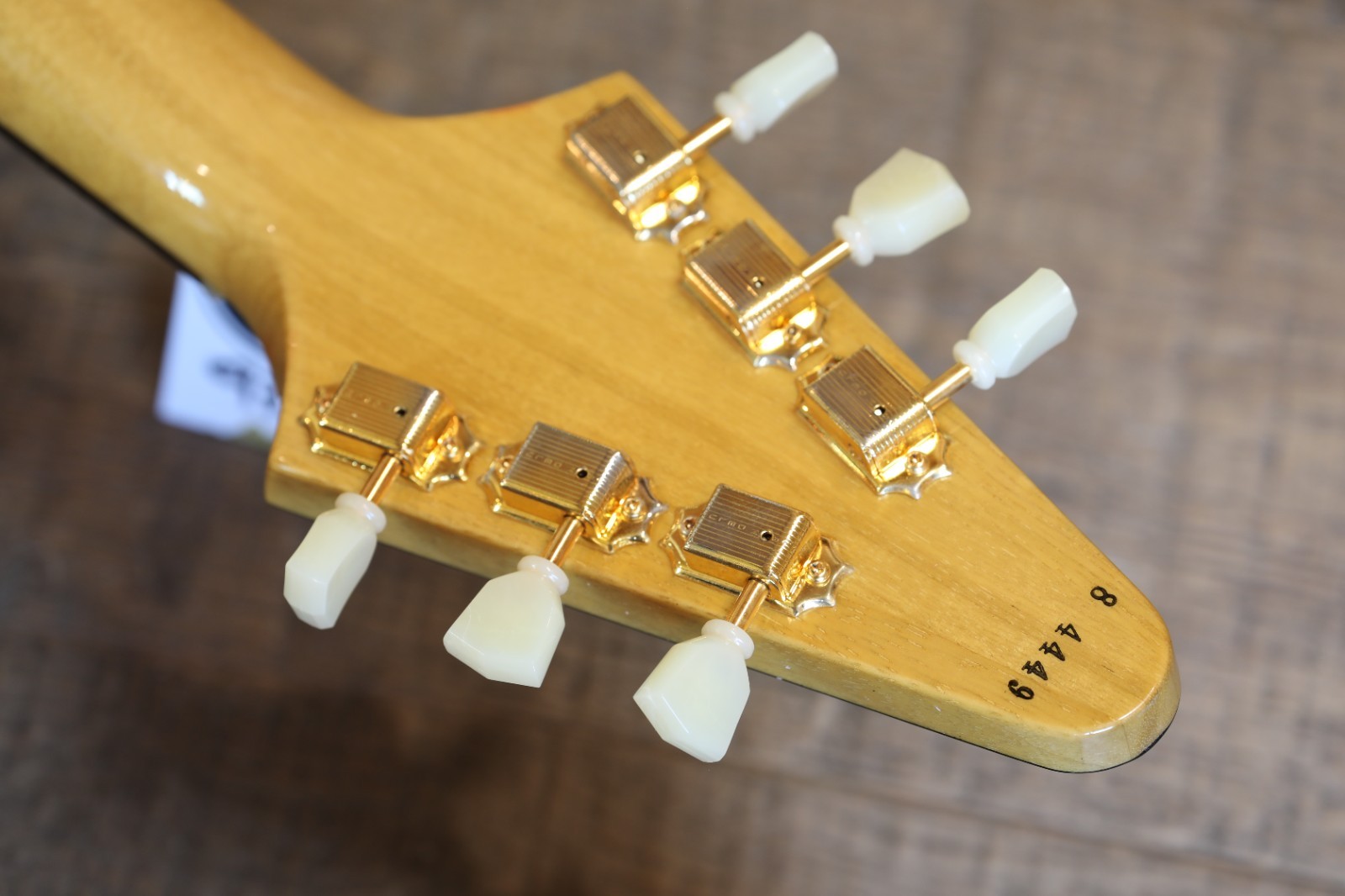 Minty! 2024 Gibson Custom Shop ’58 Korina Flying V Guitar Natural + COA OHSC