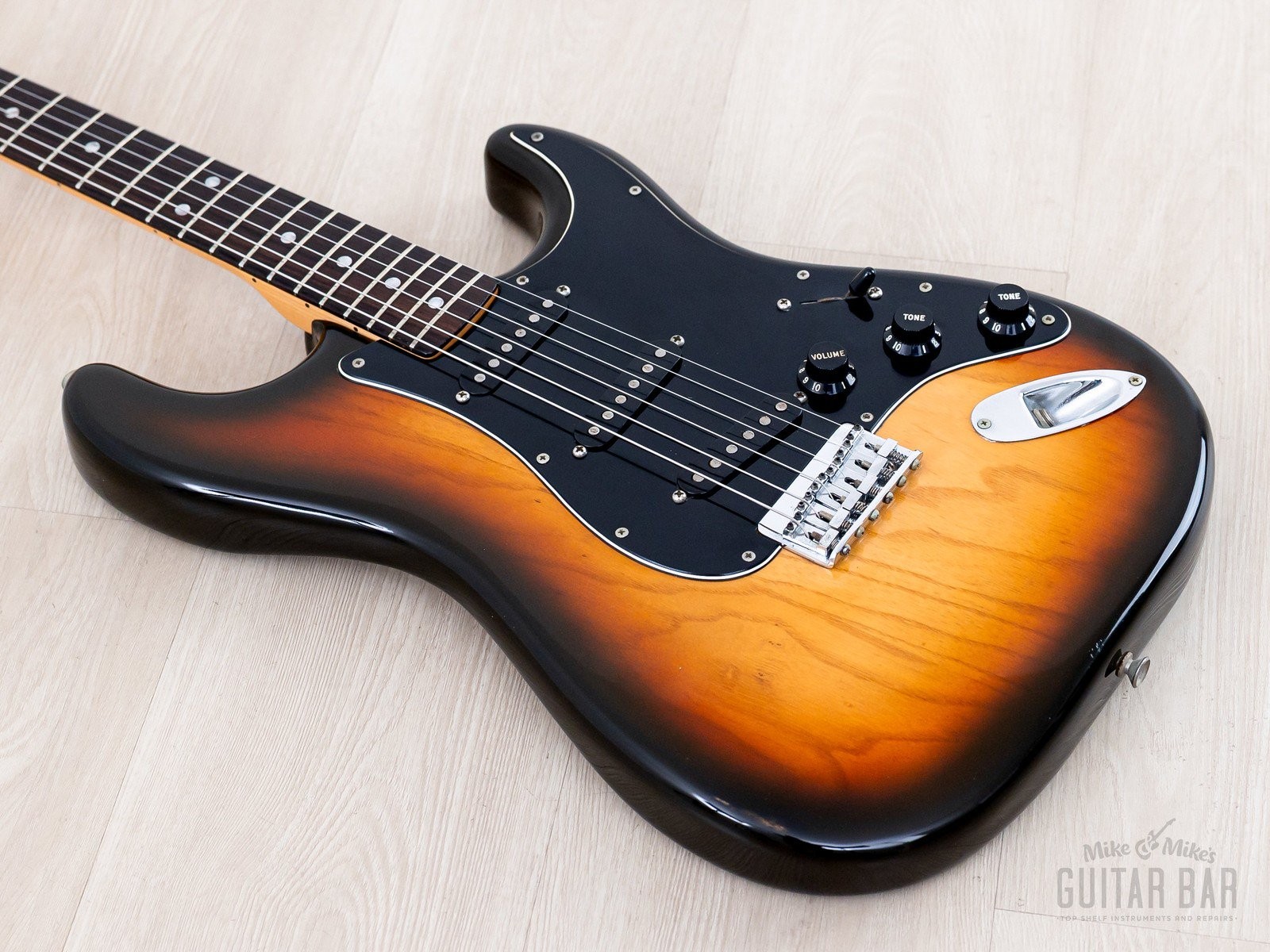 1980 Fender Stratocaster Hardtail Vintage Guitar Sunburst, 100% Original w/ Case