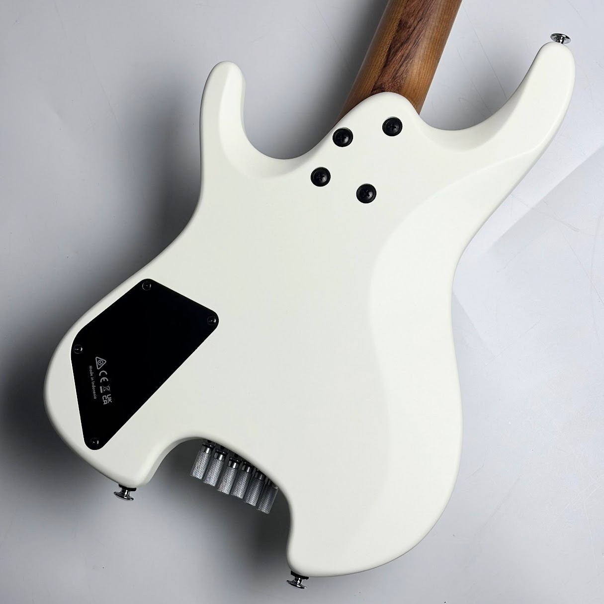 Ibanez ICHI10 Ichika Nito Sig Guitar Vintage White Matte Used