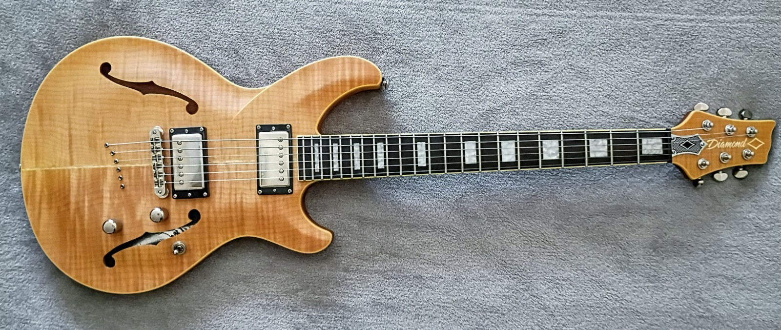 Diamond (DBZ) Monarch Semi-Hollow (Korea) Flame Maple ~ Seymour Duncan’s ~ OHSC