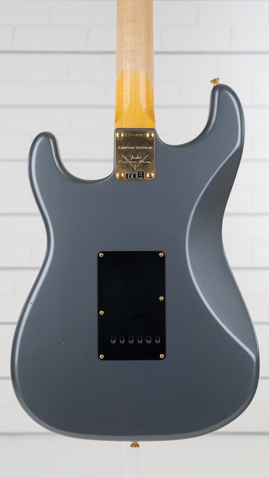 Fender Custom Shop Ltd 1965 Dual-Mag Strat Journeyman Relic, Charcoal Frost