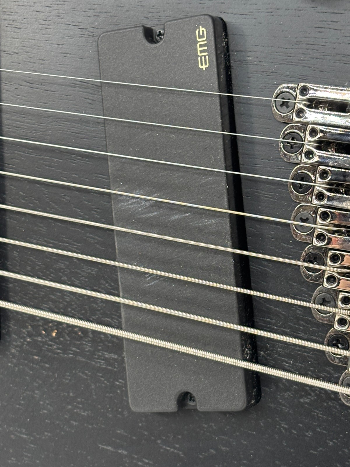 Ibanez RG Iron Label RGIM8MH Multi-Scale – Weathered Black
