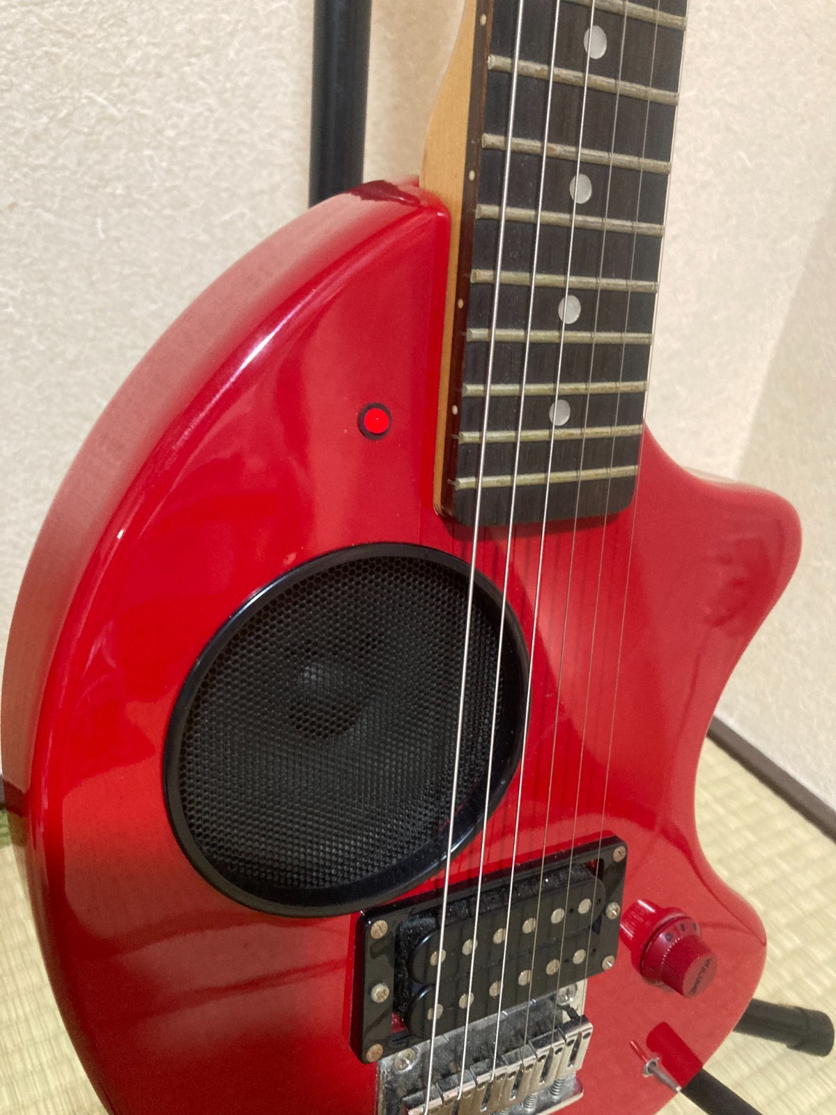 FERNANDES ZO-3 Electric Guitar With Built-In Amplifier Japan Black Zosan w/Case