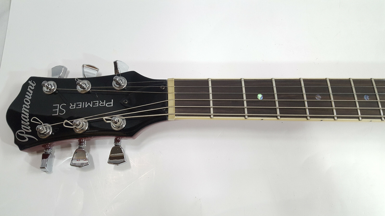 Paramount Premier SE Electric Violin Hollow Body Guitar with Hard Case – Nice!!