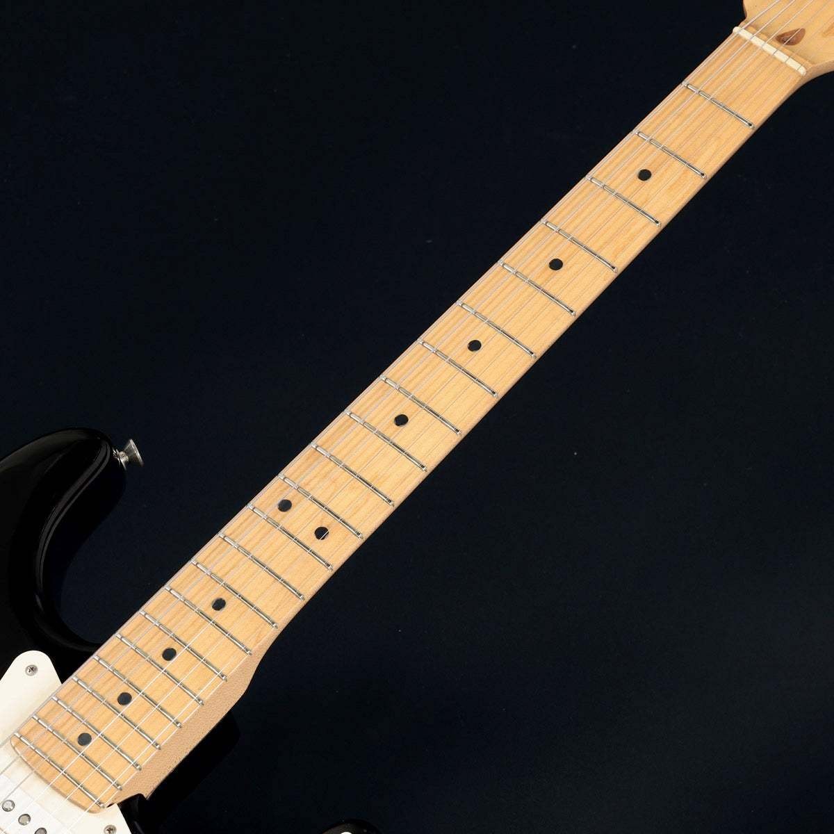 Fender Eric Clapton Stratocaster w Vintage Noiseless Pickups Black 3.75kg Made i