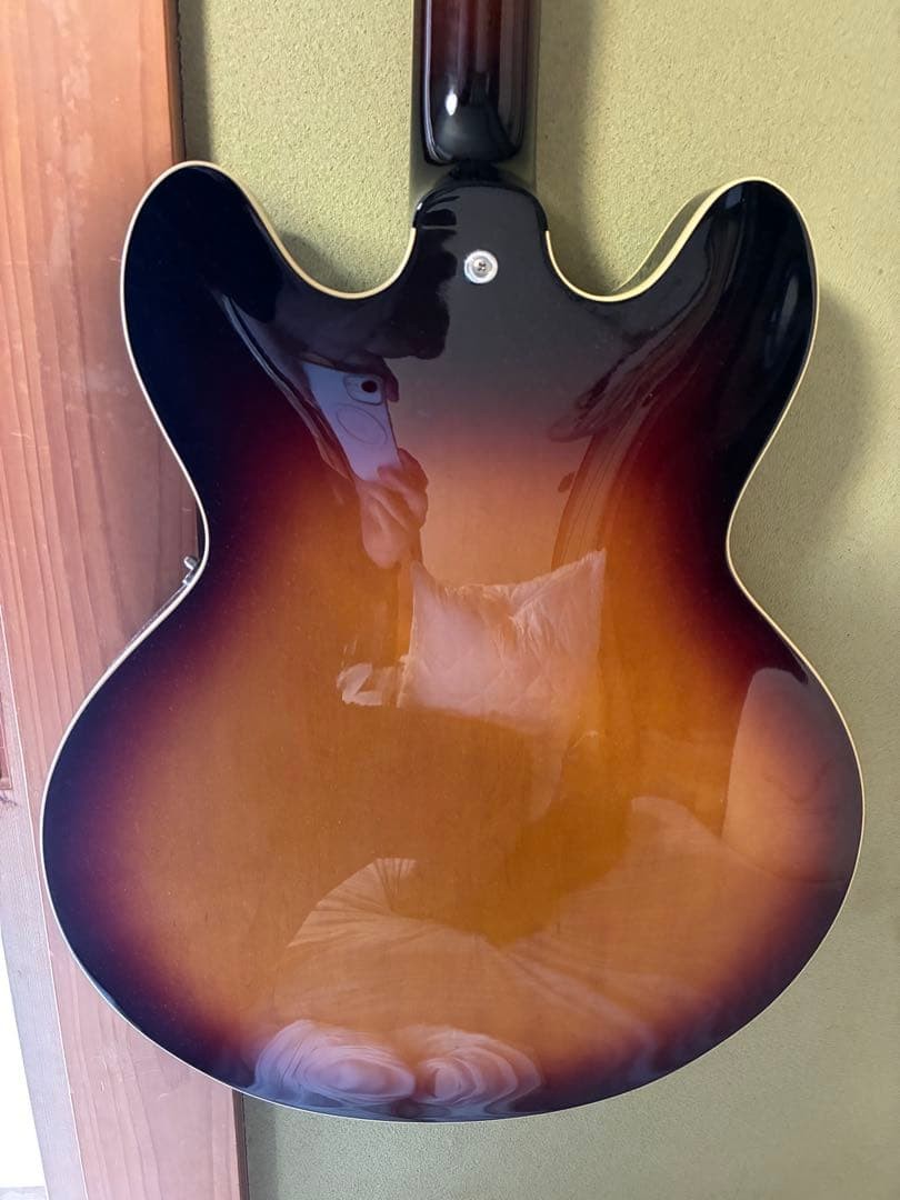 Archtop Tribute At135Stp Sunburst Semi-Aco No.MG1000