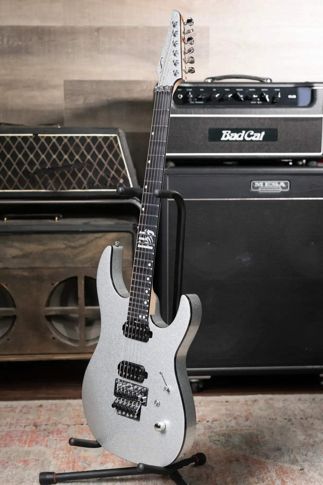 Legator YO6 Electric Guitar – Silver Sparkle with Gig Bag