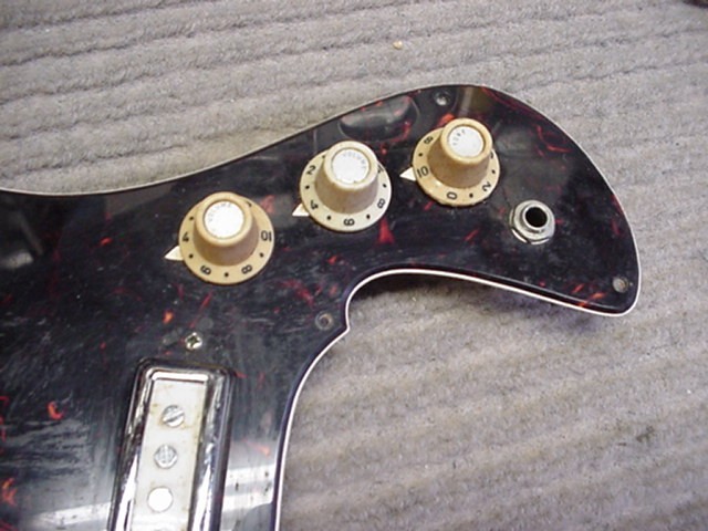 VINTAGE 60s SORRENTO KINGSTON ELECTRIC TEISCO Tortoise Pickguard & PUs knobs