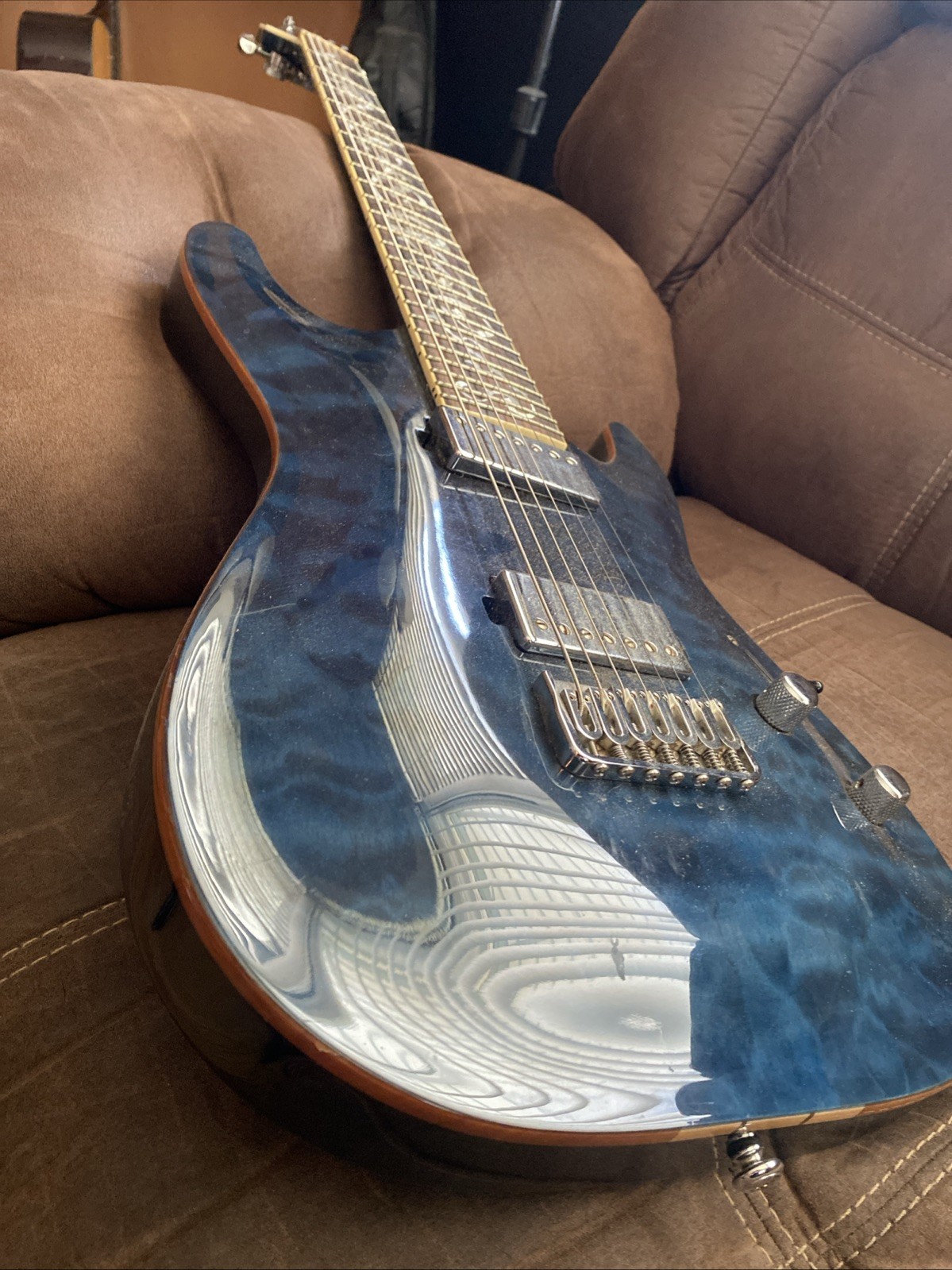 Schecter C-7 Classic with Hard Case