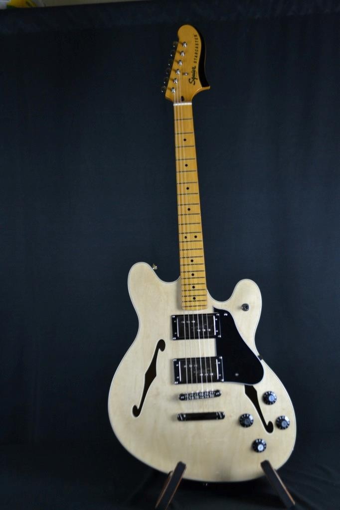 SQUIER CLASSIC VIBE STARCASTER. SEMI-HOLLOW BODY, NATURAL, Int’l Buyers Welcome