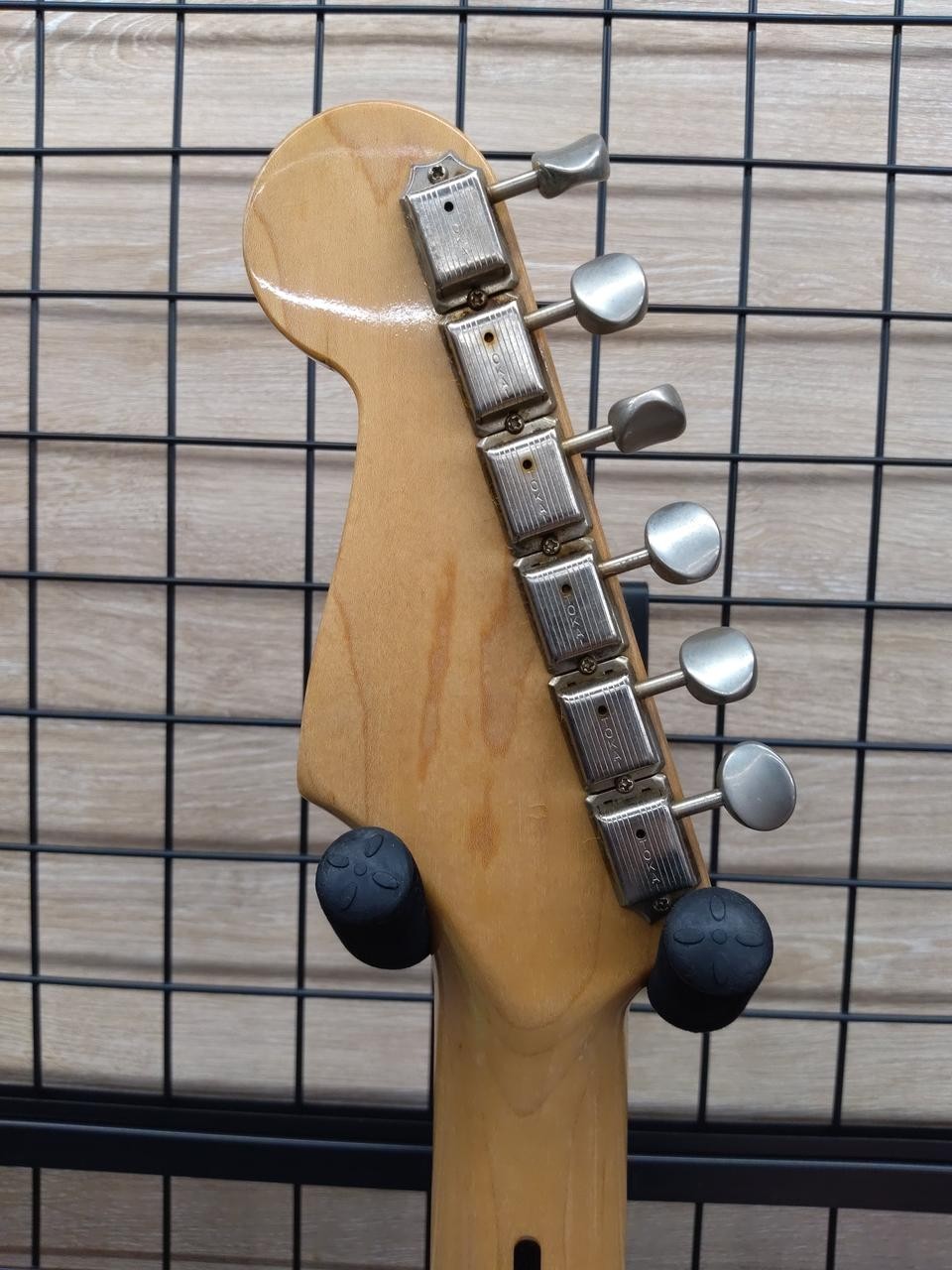 TOKAI SPRINGY SOUND ST-60