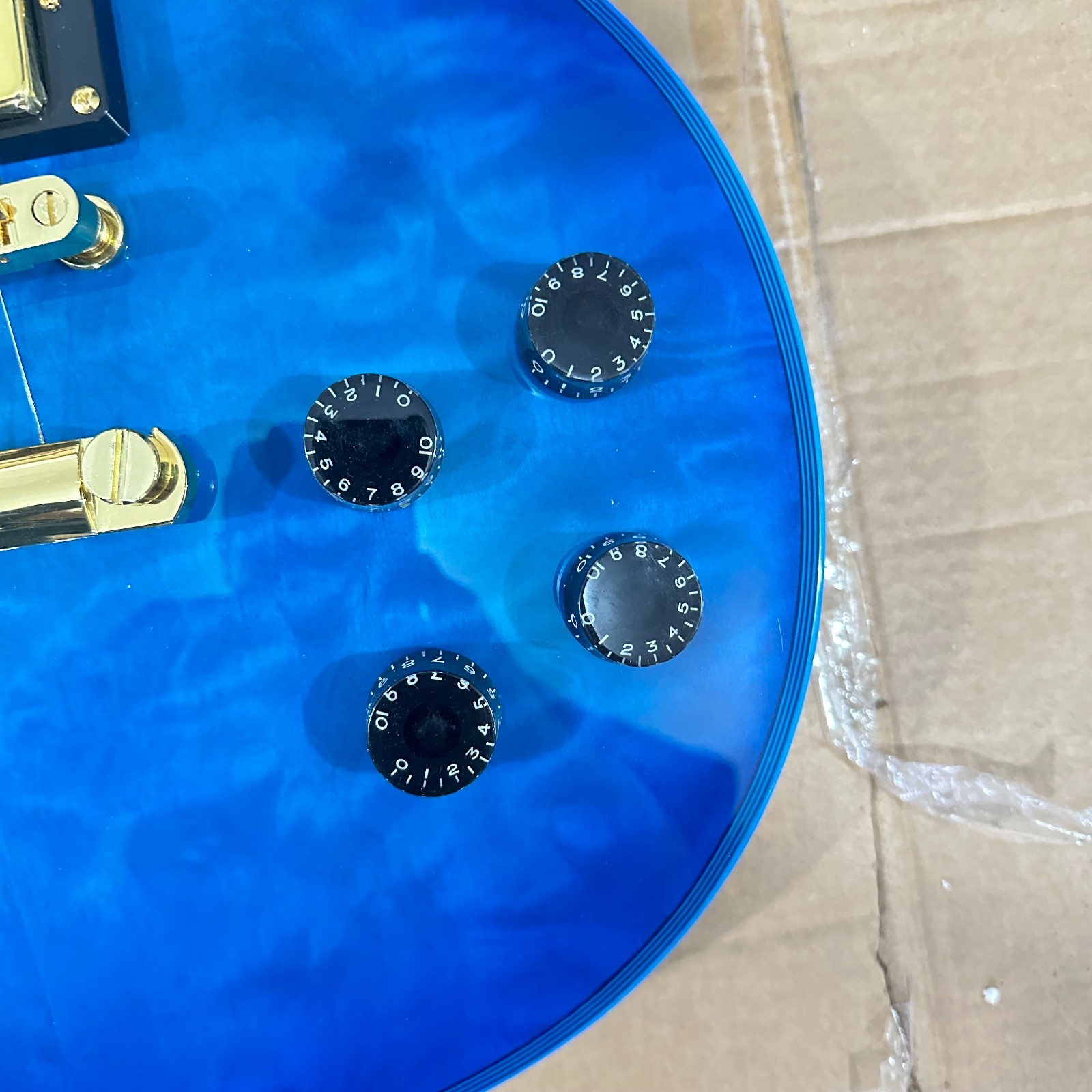 Dark Blue LP Style Electric Guitar Rosewood Fingerboard Gold Hardware