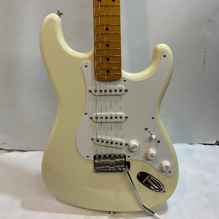 Fender Japn ST57-650 Used 1989-1990 Maple fingerboard w/Hard case
