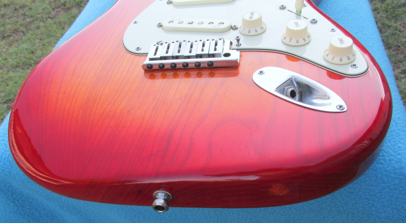Fender American Deluxe ASH Stratocaster 2013-N3 Pickups-Maple-Aged Cherry-L@@K!