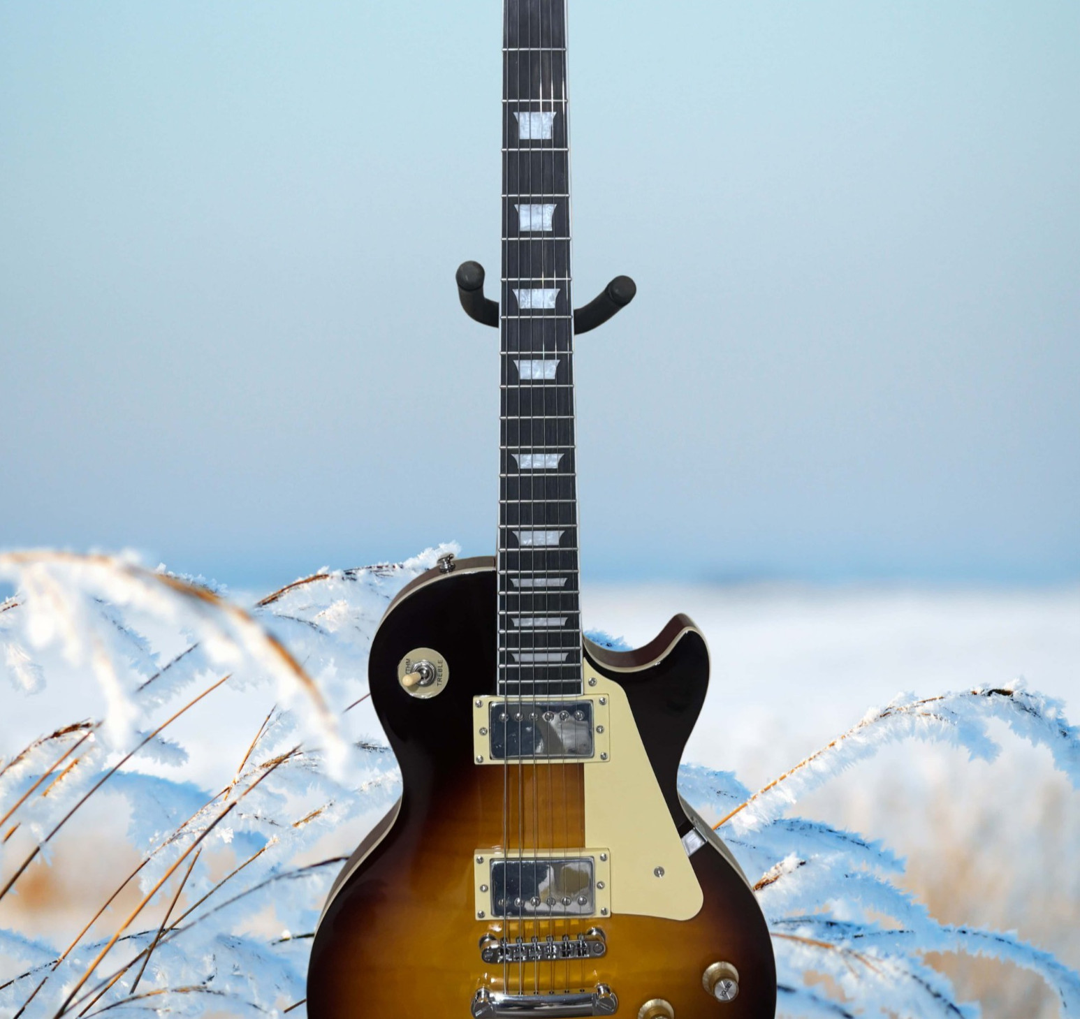 Sunset Gradient 6-String Electric Guitar with HH Pickups and Cream-Colored Pickg