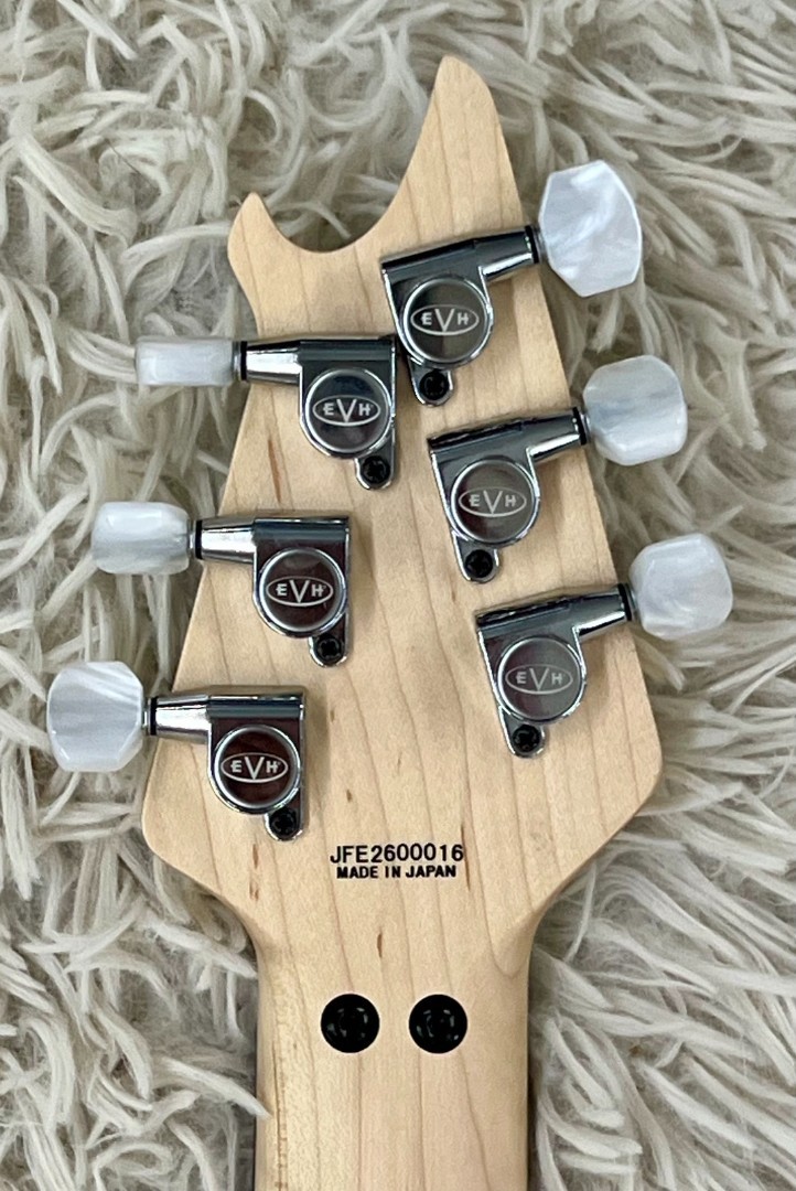 EVH Wolfgang® MIJ Series Signature Electric Guitar, Ebony Fingerboard, Ivory