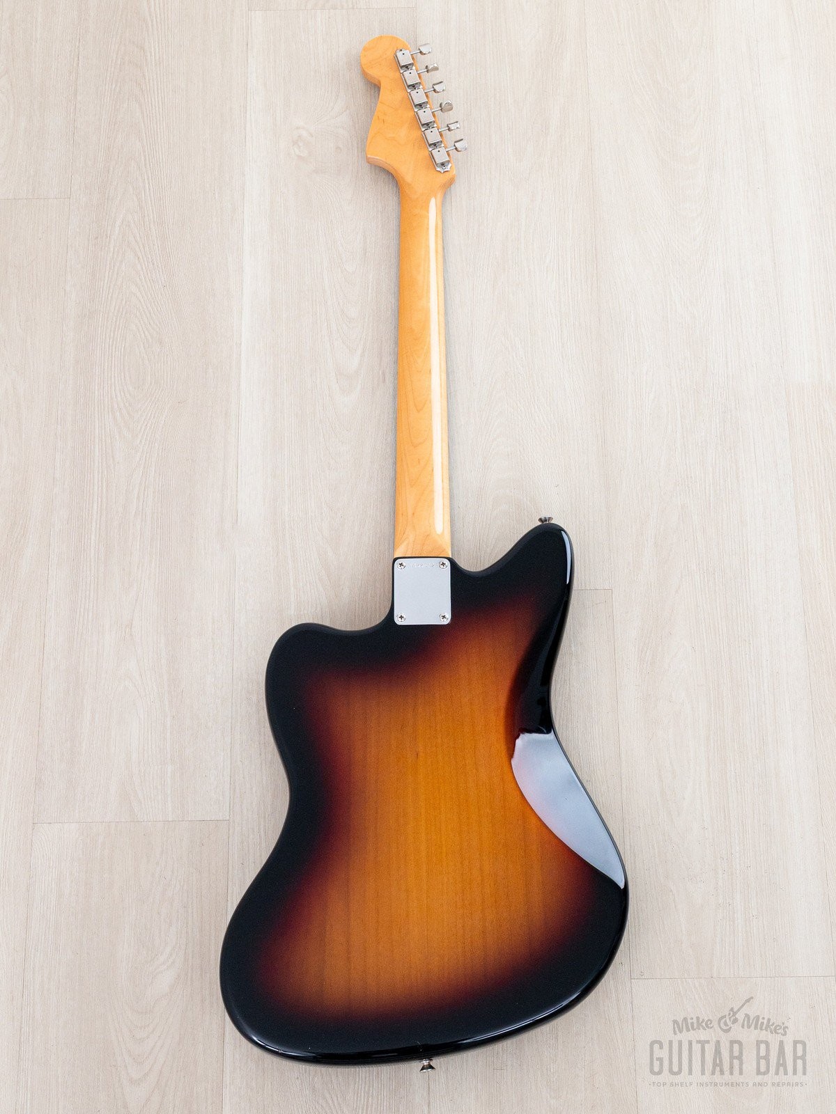 2006 Fender American Vintage ’62 Jazzmaster Sunburst w/ Case