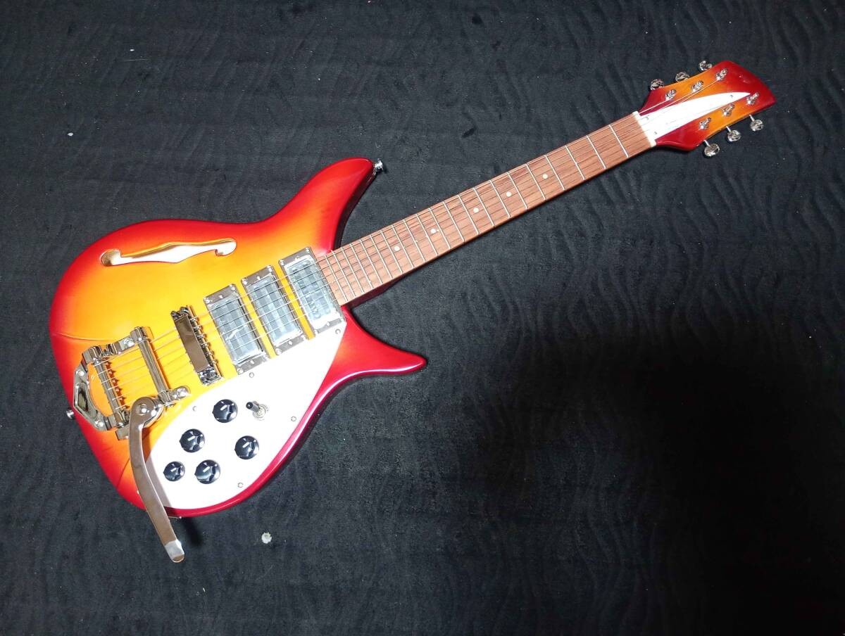 Beatles Rose Morris Spec 325 Rickenbacker Type