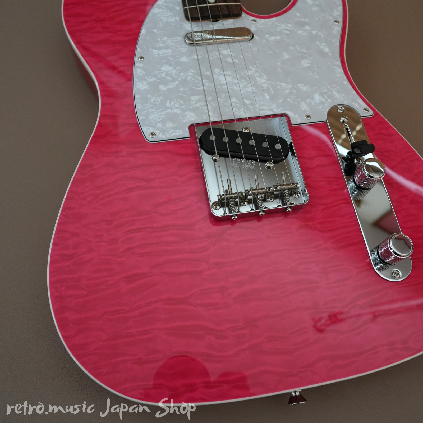 Fender FSR Made In Japan Traditional 60s Custom Telecaster Translucent Pink