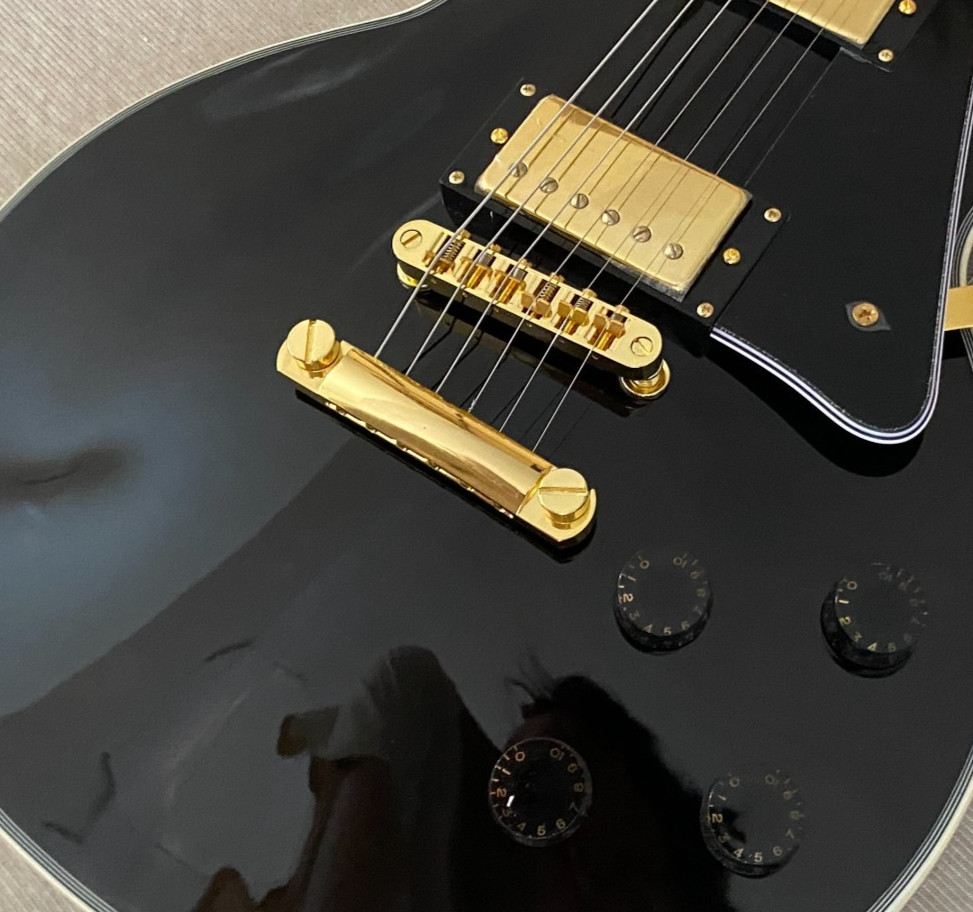Black Style Electric Guitar with Gold Hardware HH pickups mahogany body