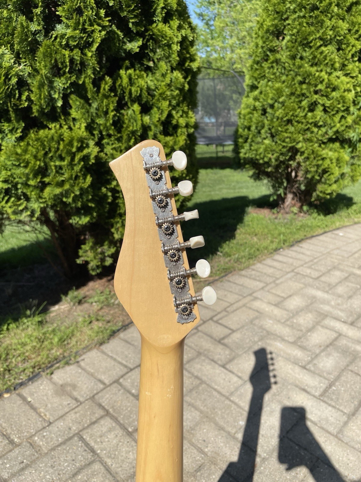 Vintage Harmony Electric Guitar Mini Strat Red 1/2 Size Travel Kids Guitar