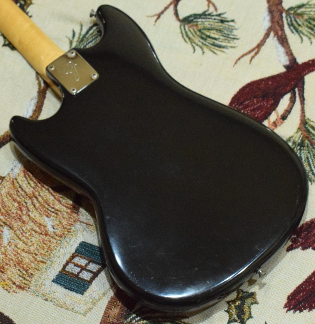 Fender Musicmaster S8 Serial 4.12kg