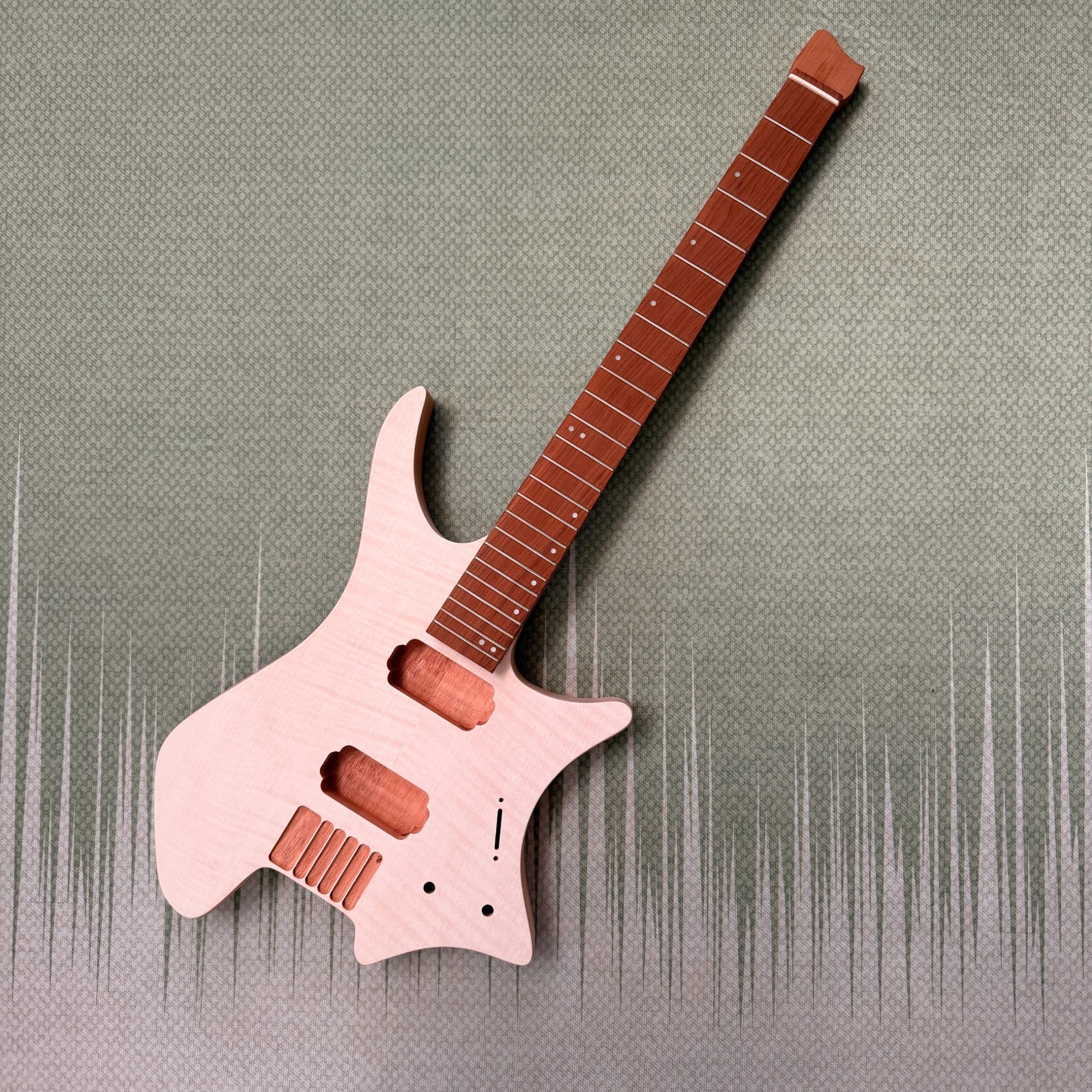 Headless DIY Electric Guitar Kit Flame Maple Veneer Roasted Maple Neck BK part