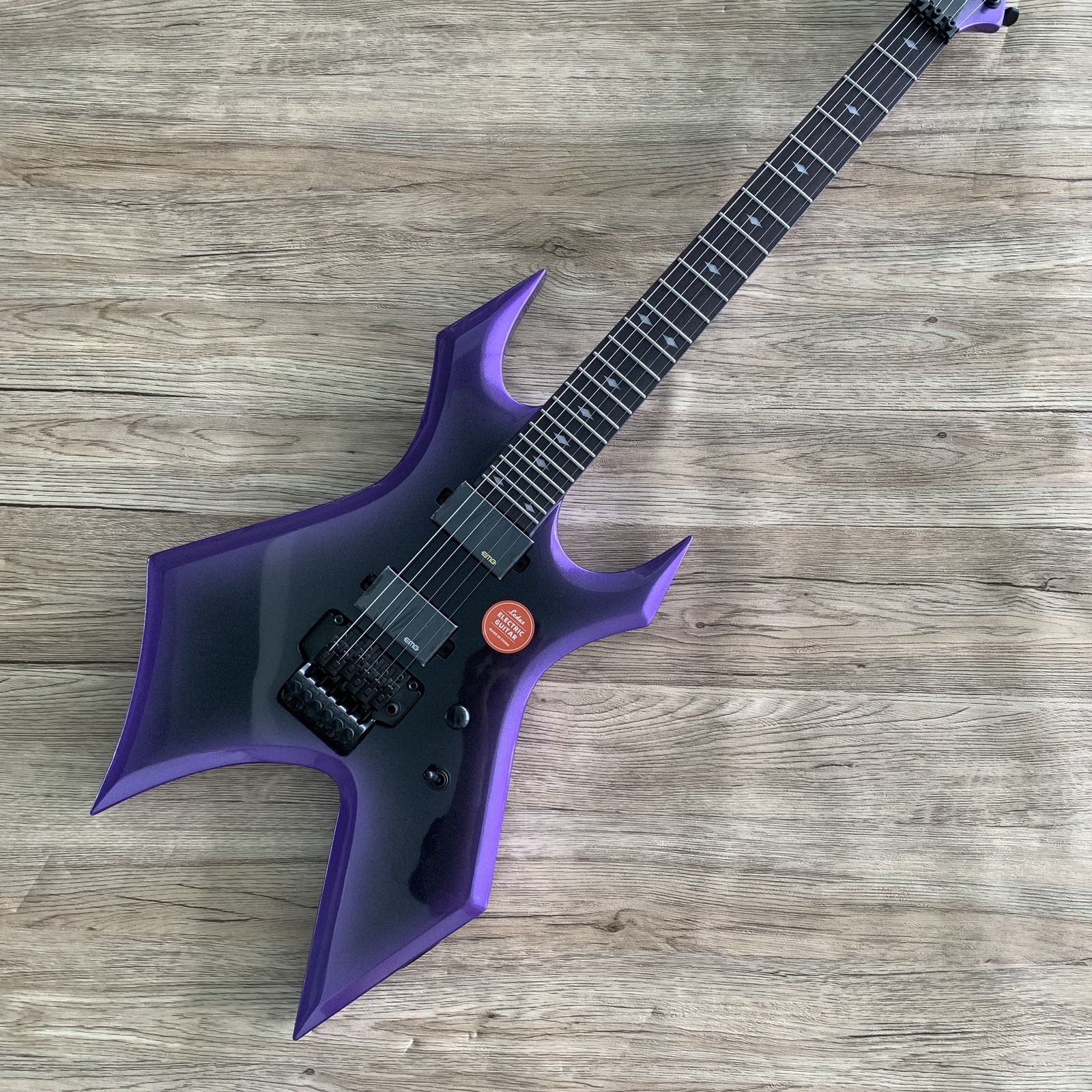 Warlock Electric Guitar Stainless HH pickups Rounded Fret Edge Tremolo Bridge