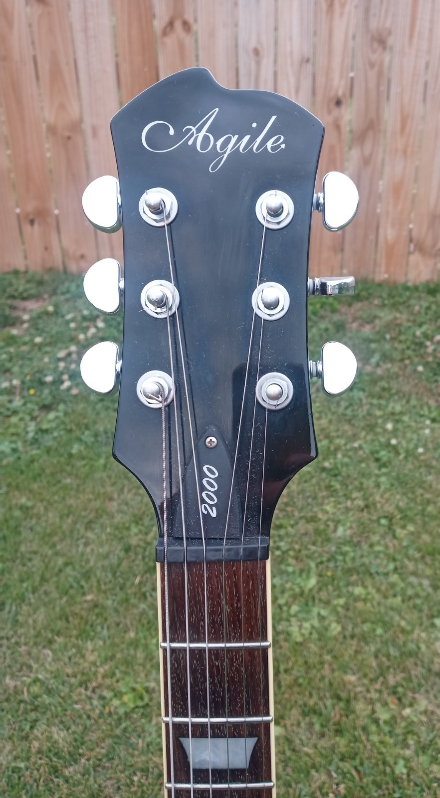 Agile Gold top AL 2000 LP style 6 String Electric Guitar