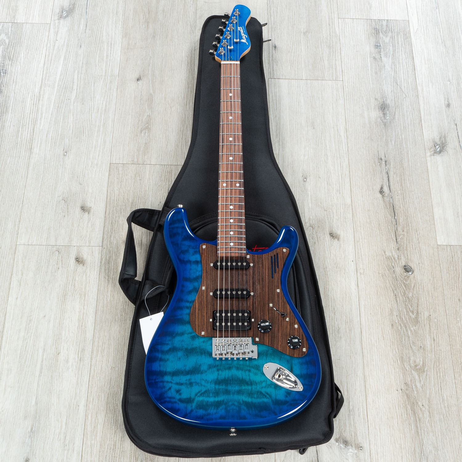 Magneto U-ONE Sonnet Modern US-2300 HSS Guitar, Rosewood, See Thru Blue Quilt