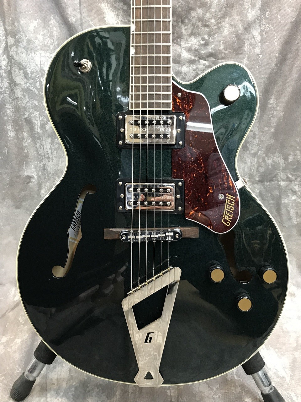 Electromatic G5420 Hollow Body Electric Guitar Bright Tone Used