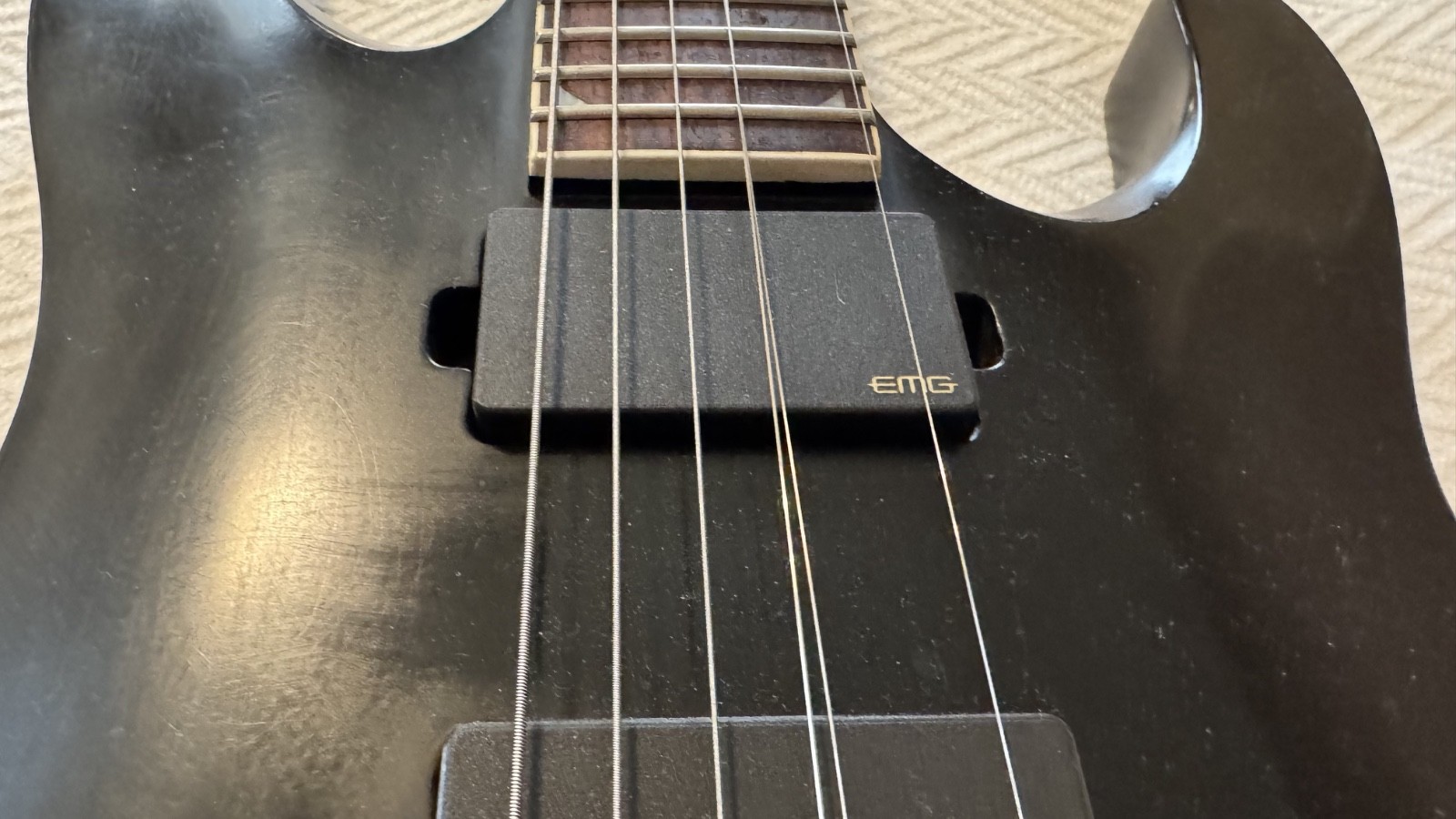 Jackson SLATXMG3-6 Active EMG’sUS NeckThru