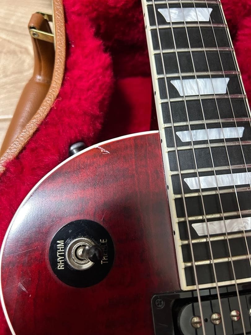 GIBSON Les Paul Signature Player Plus Red Electric Guitar