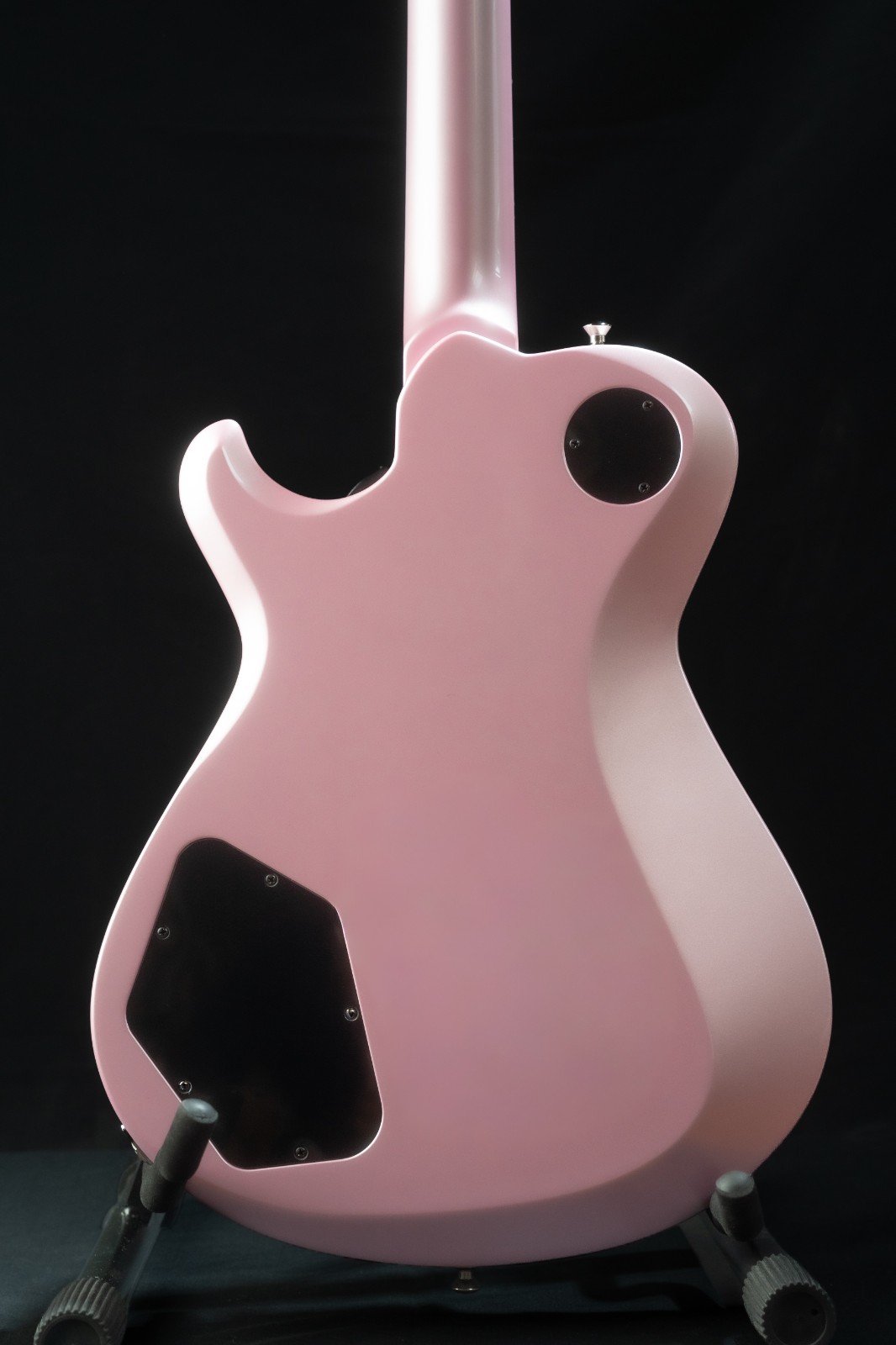 Knaggs Kenai-Pink Ice-Onyx Binding
