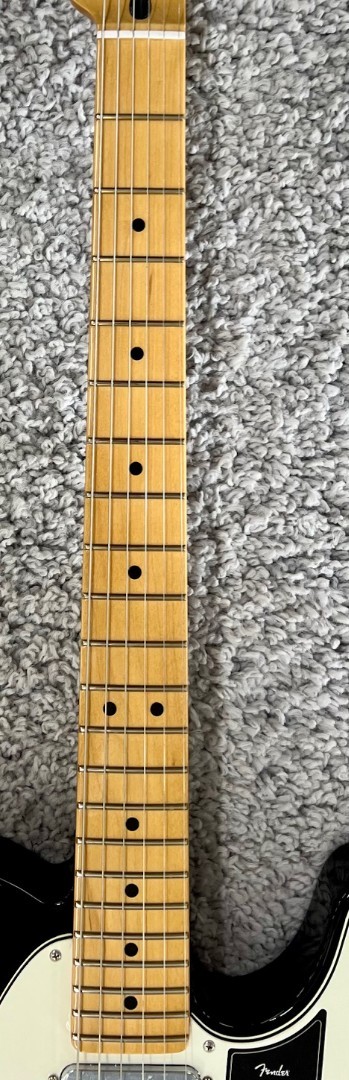 Fender Player II Telecaster Electric guitar, Maple Fingerboard, Black – MIM