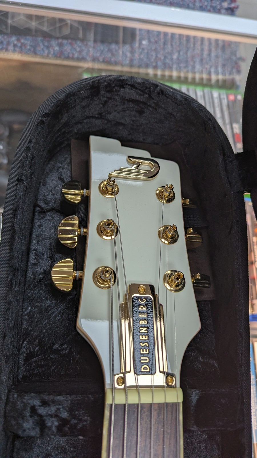 Mint condition Duesenberg Starplayer TV Phonic W/ Orig. Case & All Paperwork