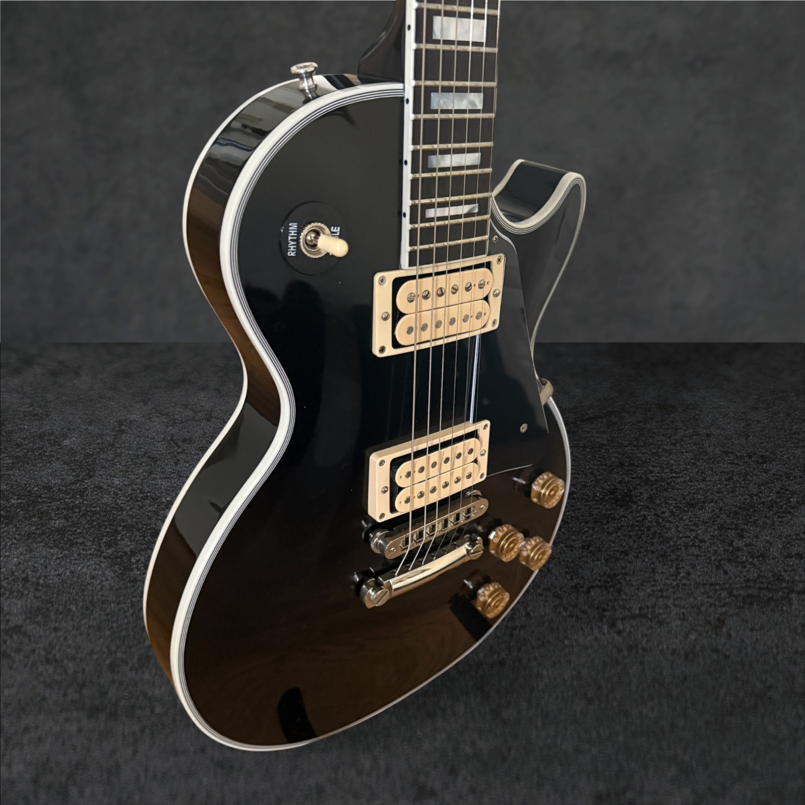 Gibson Custom Shop Les Paul Custom M2M Ebony with Double Classic White Pickups