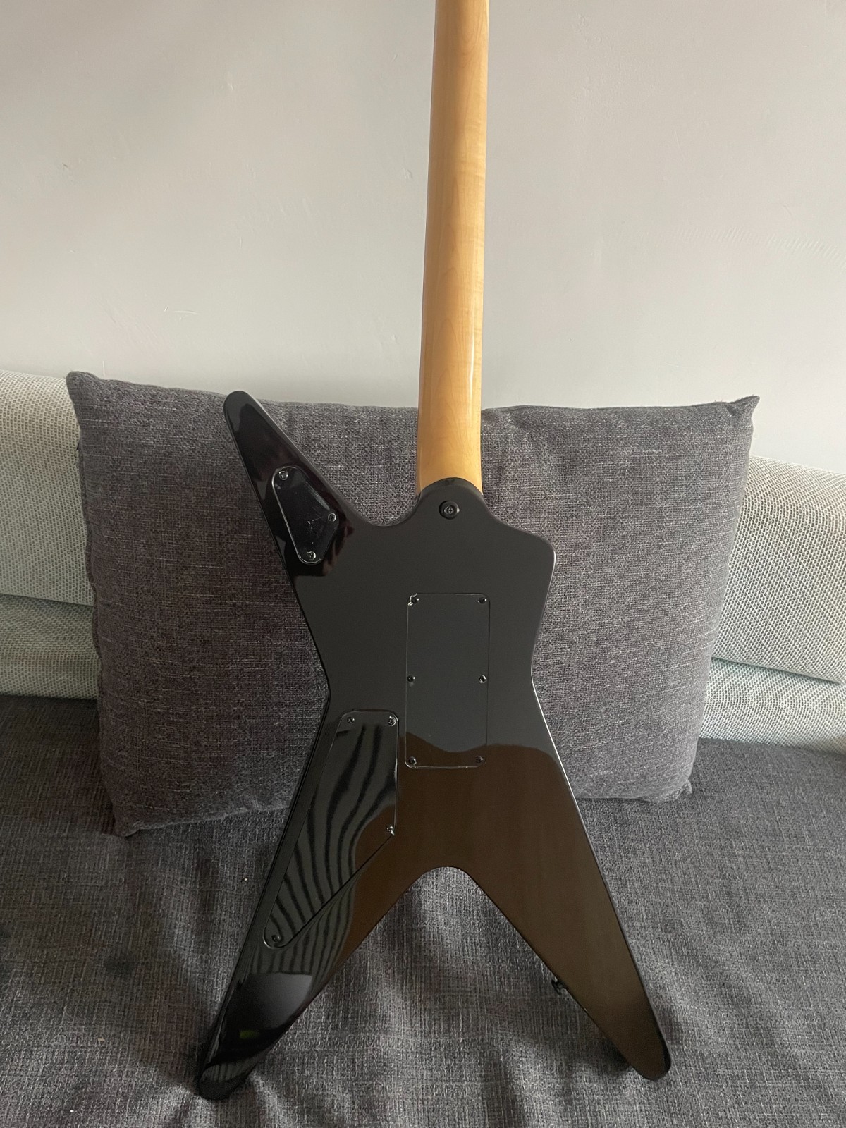 Black Panel Red Lightning 6 Strings Dimebag Darrell Model Electric Guitar