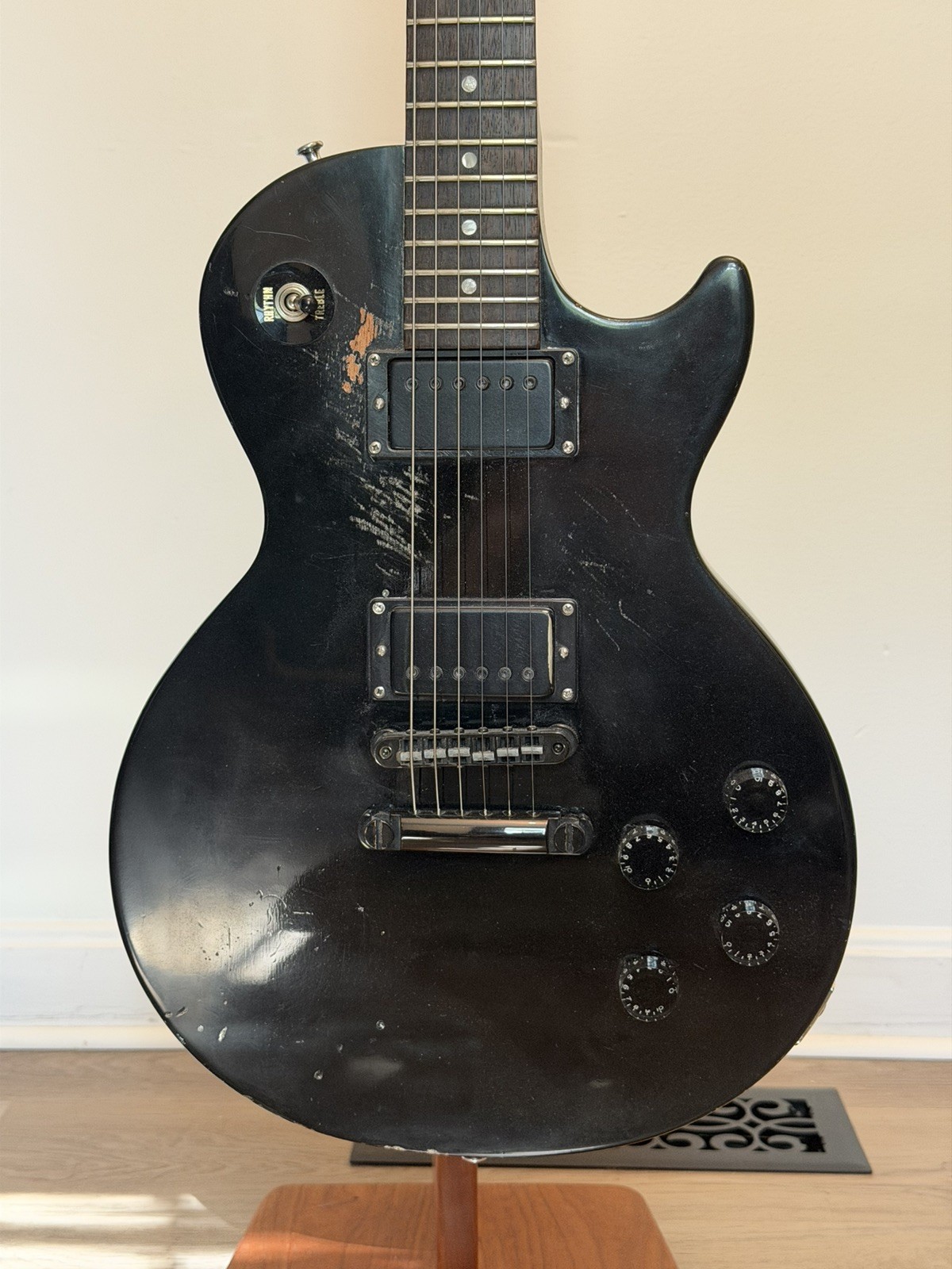 Gibson Les Paul Special 1999 USA Black Relic’d Electric Guitar