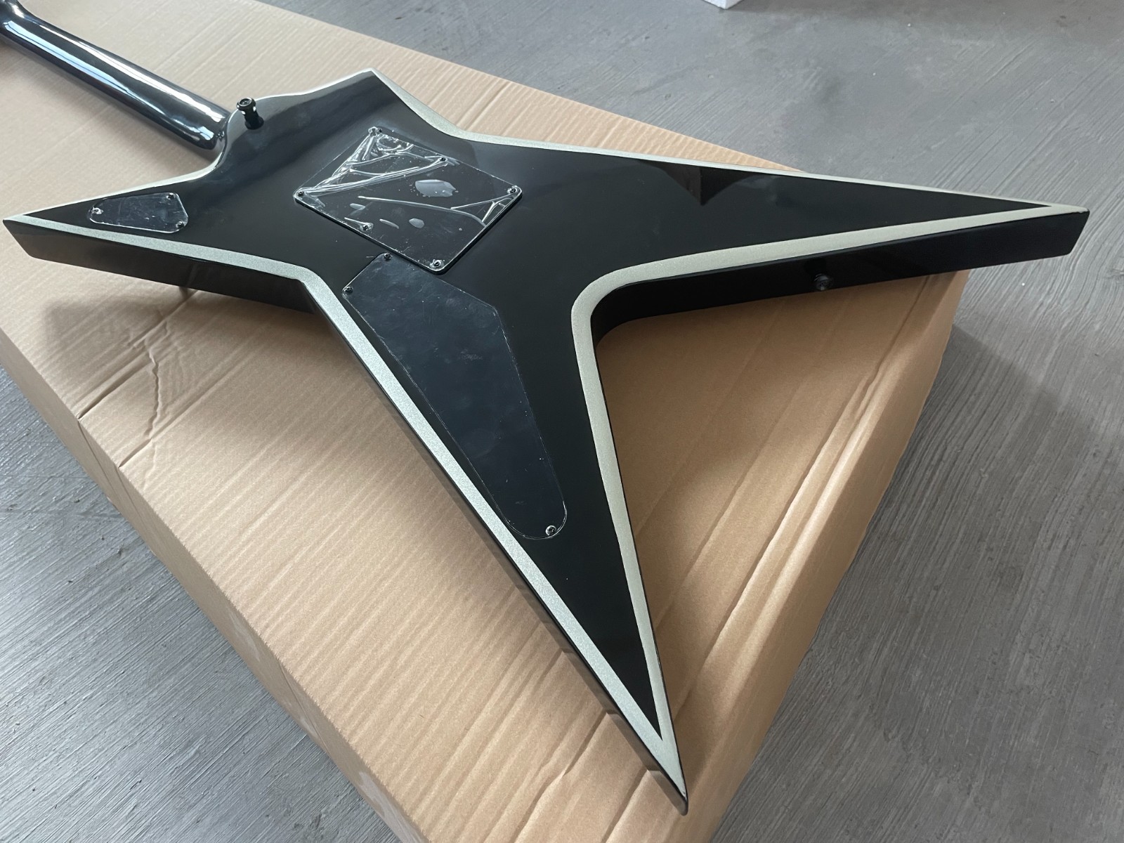Dimebag Darrell Stealth Electric Guitar BlackWithSilver Bevels Floydrosevibratro