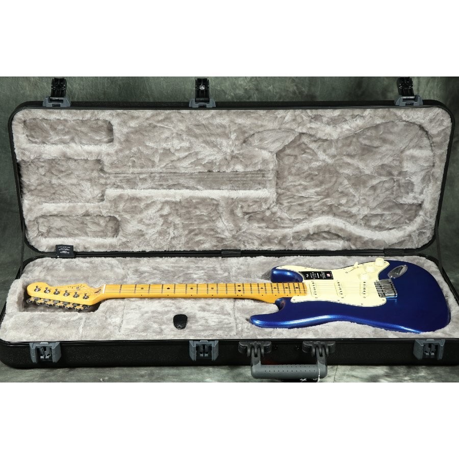 Fender Electric guitar American Ultra Stratocaster Maple Fingerboard Cobra Blue