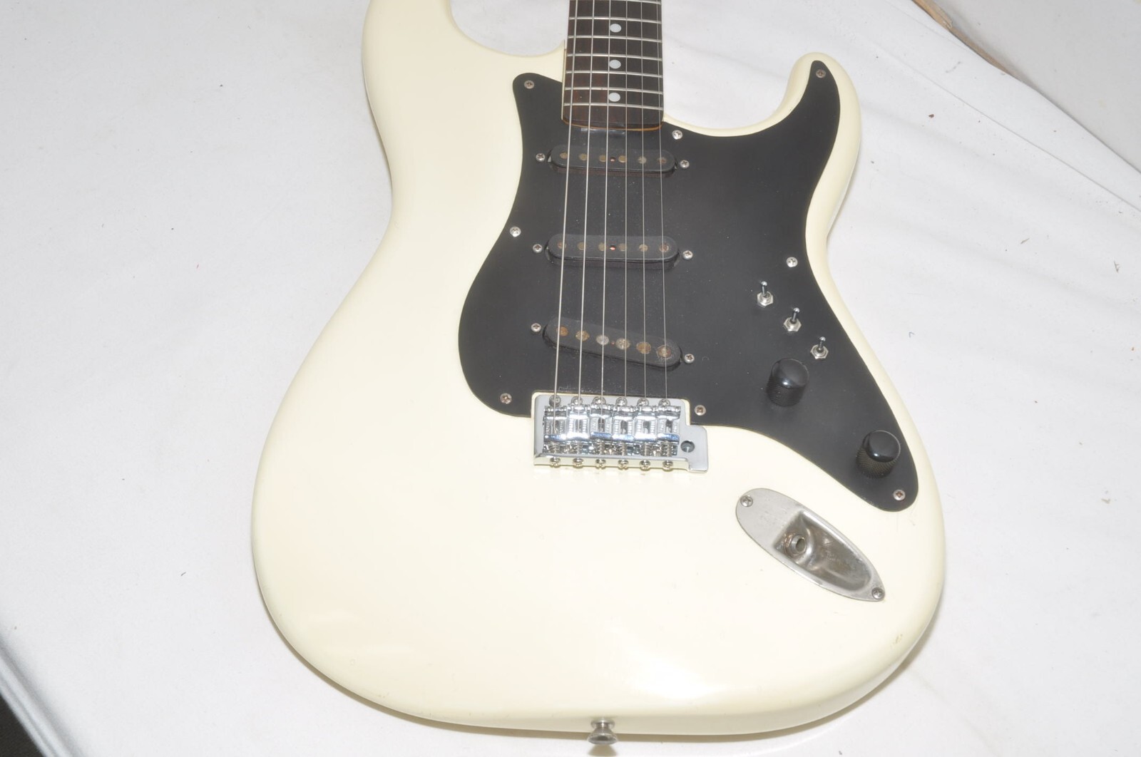 GRECO SE600J Stratocaster Electric Guitar Ref. No 6933