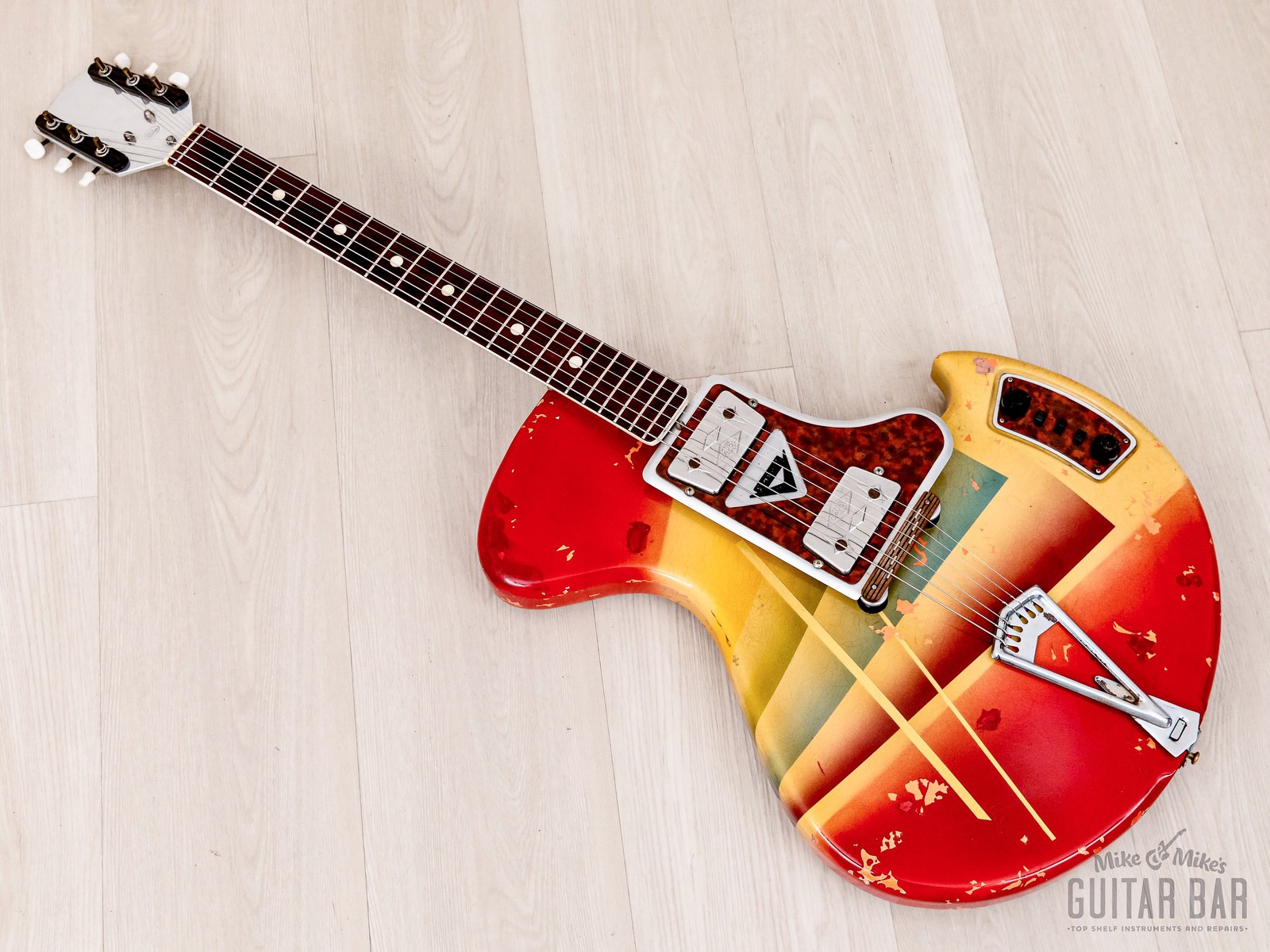 1960s Wandré Rock Oval Vintage Aluminum Neck Guitar w/ Case, Italy