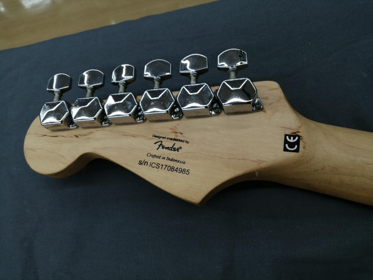 SQUIER BULLET STRAT Electric Guitar-09