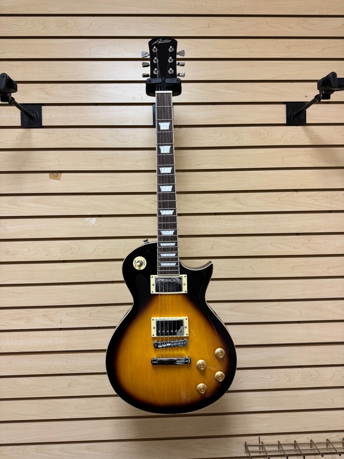Austin Super 6 Pro Archtop HH LP Style Sunburst
