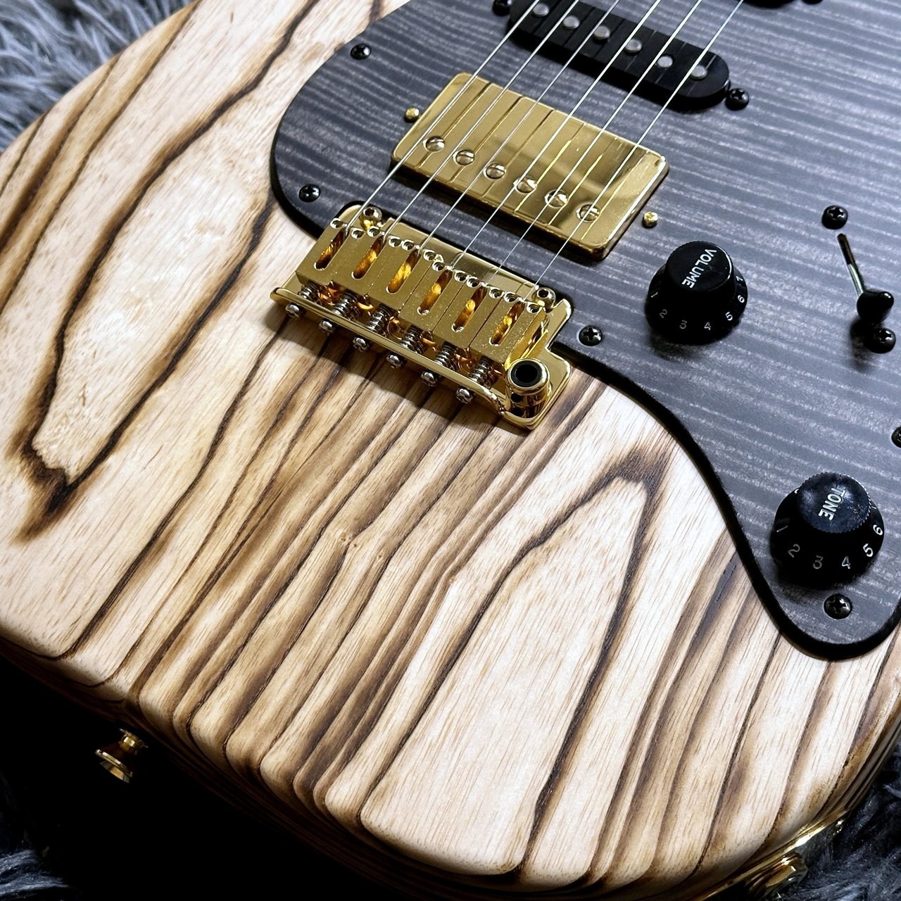 T’s Guitars / DST-Classic24 Ash Burner-Finished Electric Guitar Made in Japan